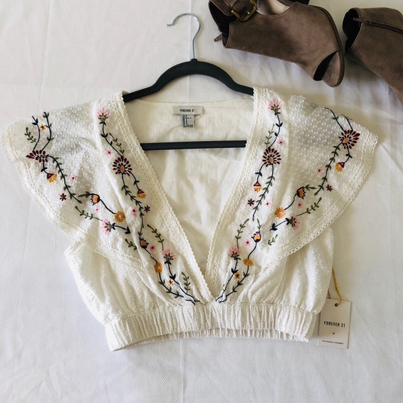 Forever 21 Tops - SOLD NWT Forever 21 Floral Embroidery Crop Blouse